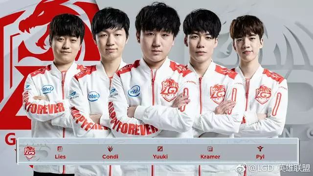 表现再次吸 表现再次吸