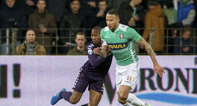 他曾多次因 他曾多次因