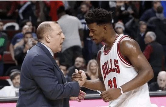 倾向于两到 倾向于两到